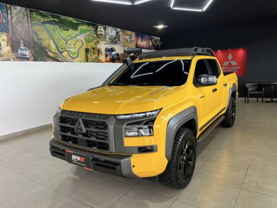MITSUBISHI TRITON 2.4 BITURBO DIESEL CD SAVANA 4X4 AUTOMÁTICO